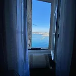 Svalba 아파트 로비니